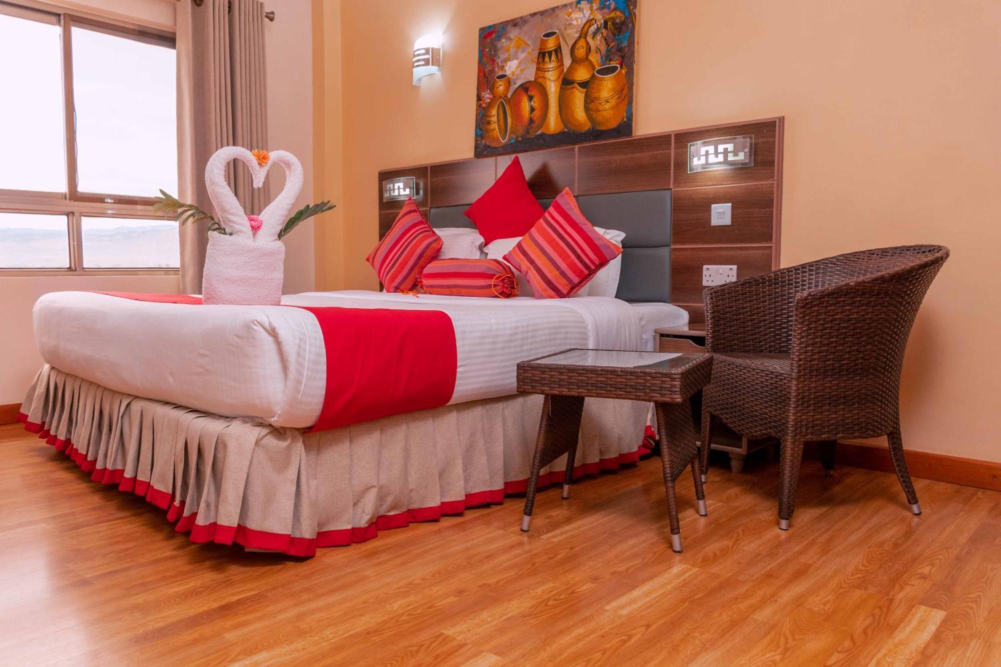 Buraha Zenoni Hotel And Resort Накуру Екстер'єр фото