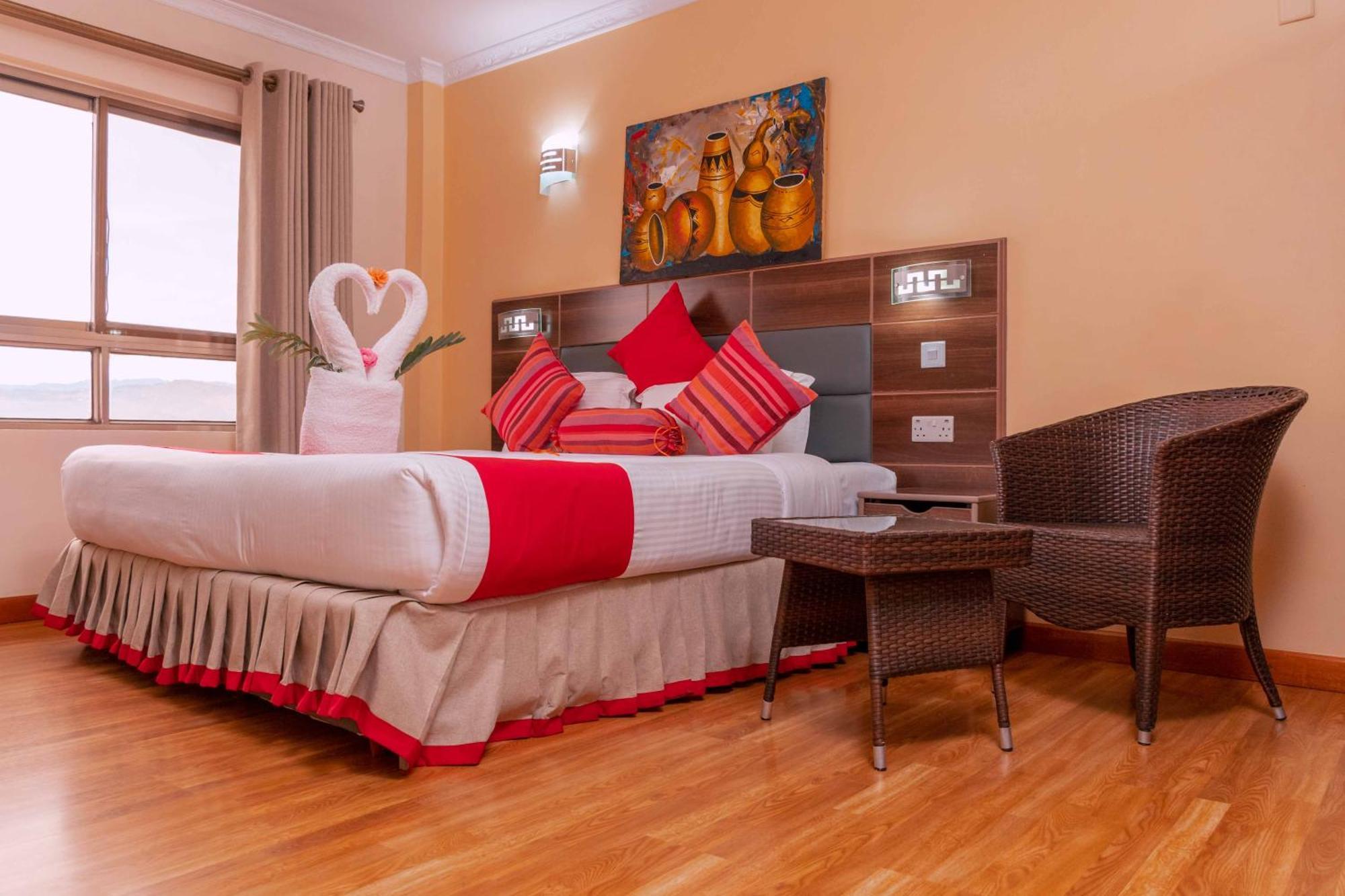 Buraha Zenoni Hotel And Resort Накуру Екстер'єр фото