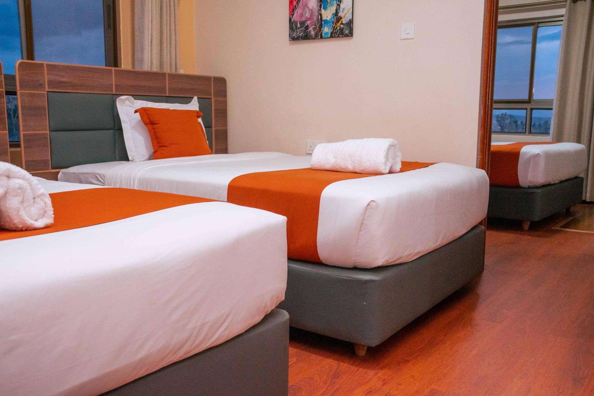 Buraha Zenoni Hotel And Resort Накуру Екстер'єр фото